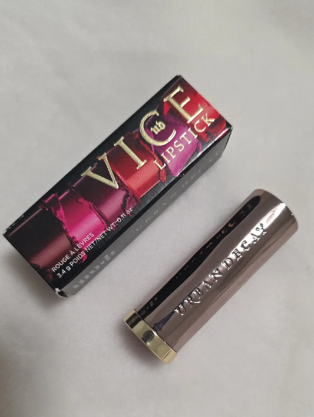 NIB Urban Decay VICE Cream Lipstick in Ravenswood